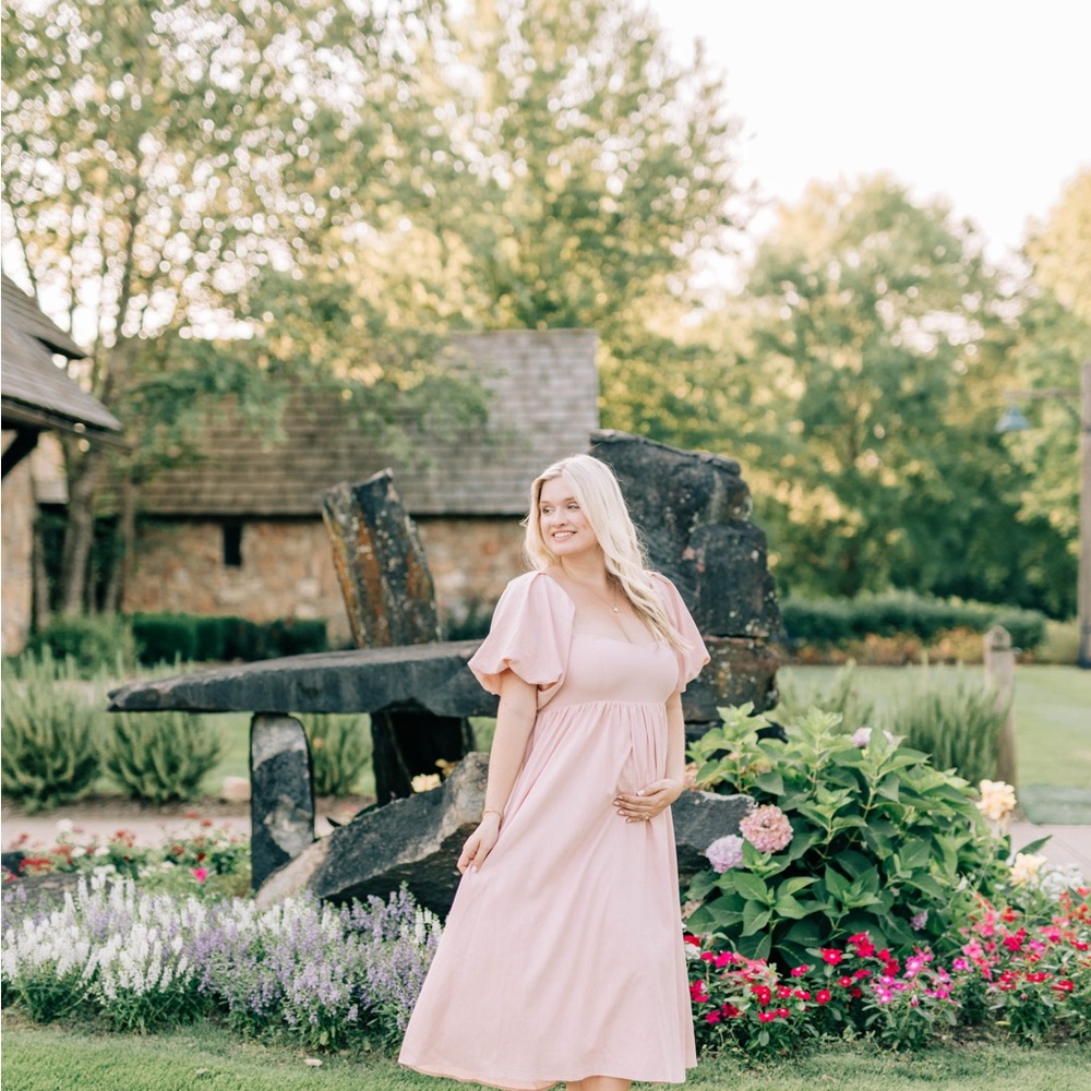 Worth Collective Women’s Pink Midi Dress with Puff Sleeves